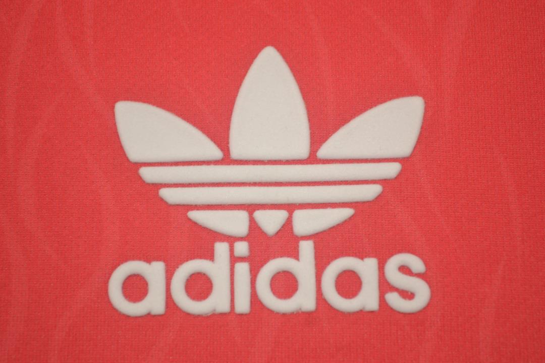 Camisa Manchester United Home 90/92 - Versão Retrô "Cantona" Nº 7 - Imagem 11