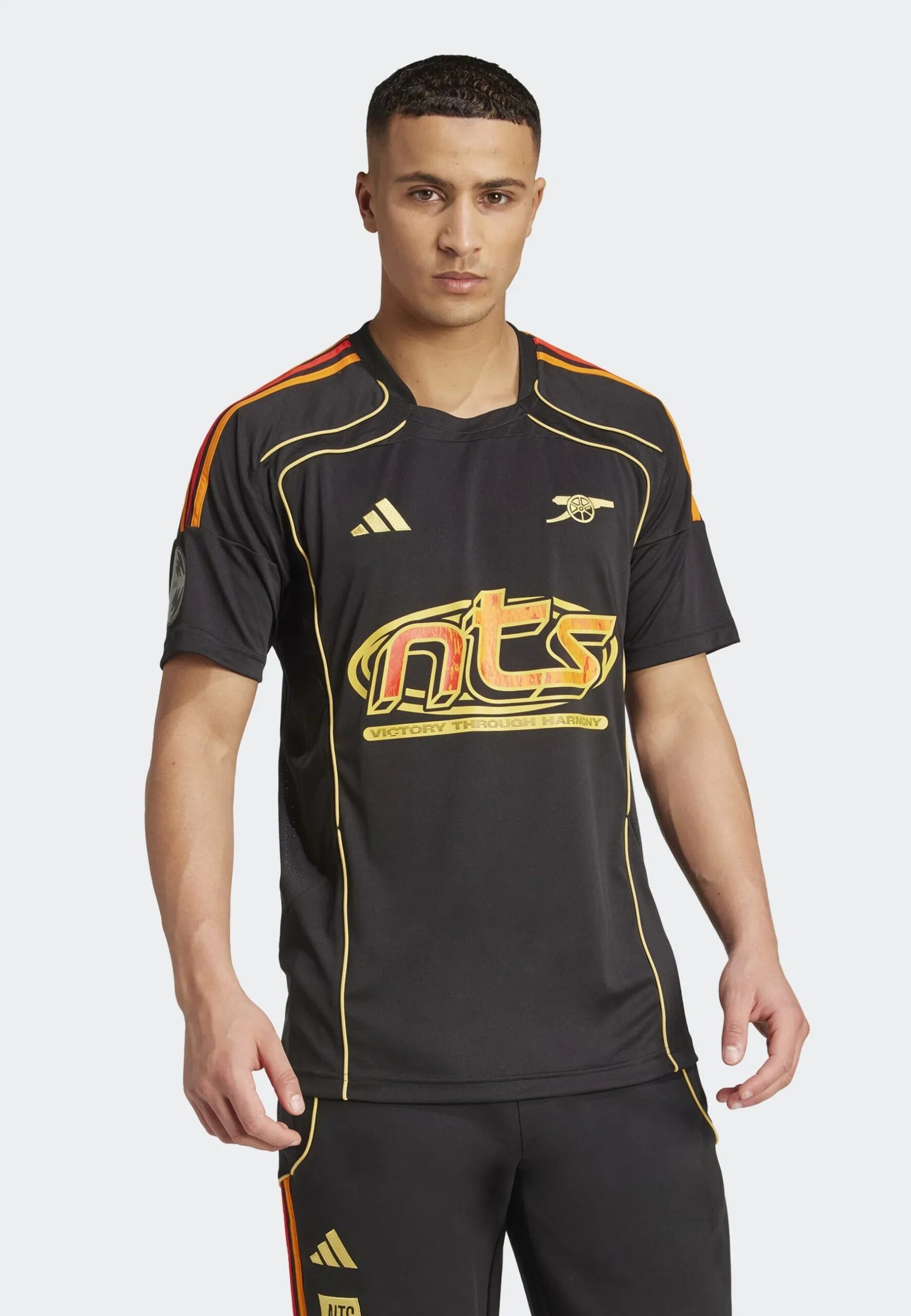 Camisa Adidas Arsenal FC X NTS UBP - Edição Limitada - Imagem 3