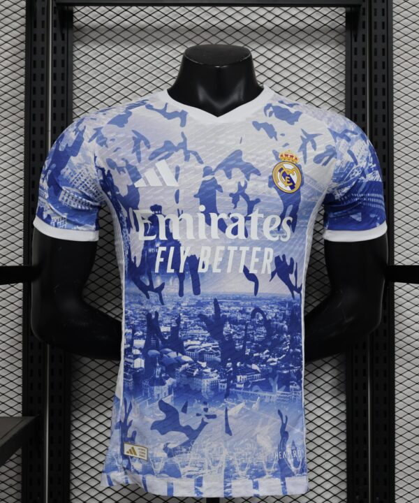 Camisa Real Madrid Edição Especial 2024/25 Jogador Adidas Masculino - Azul e Branca