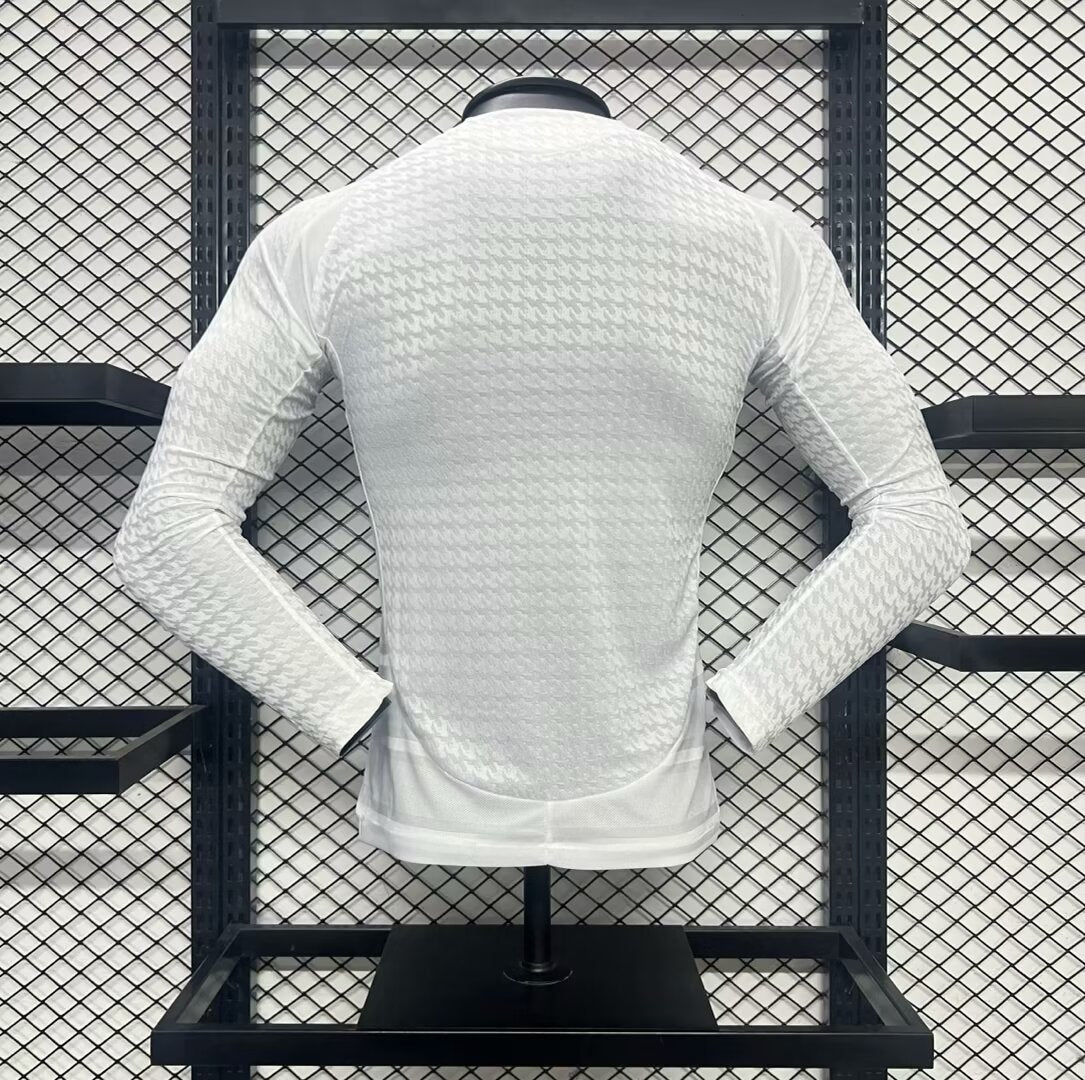 Camisa Real Madrid 2024/25 Home - Manga Longa - Imagem 2