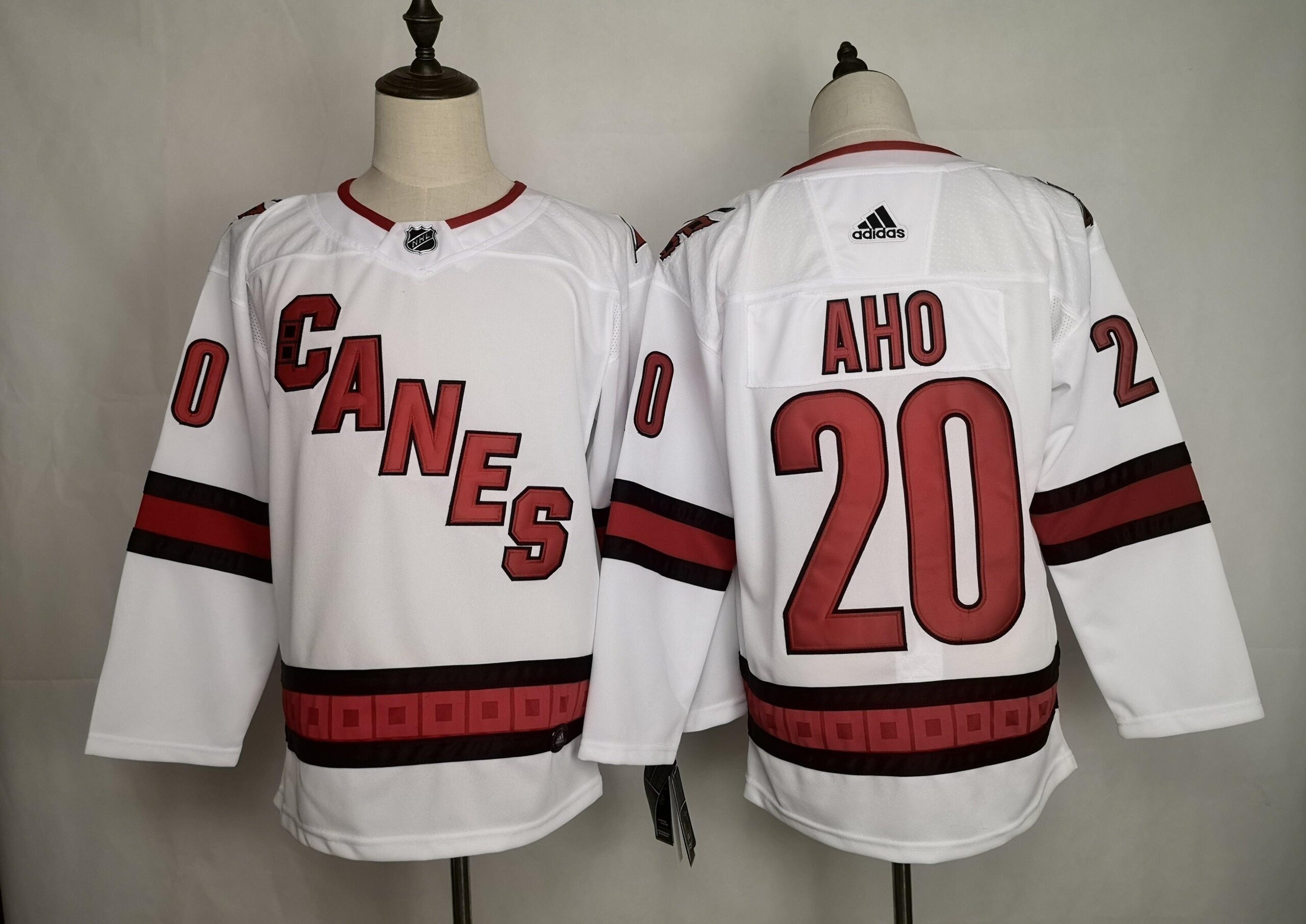 Jersey Carolina Hurricanes Branca - Imagem 2