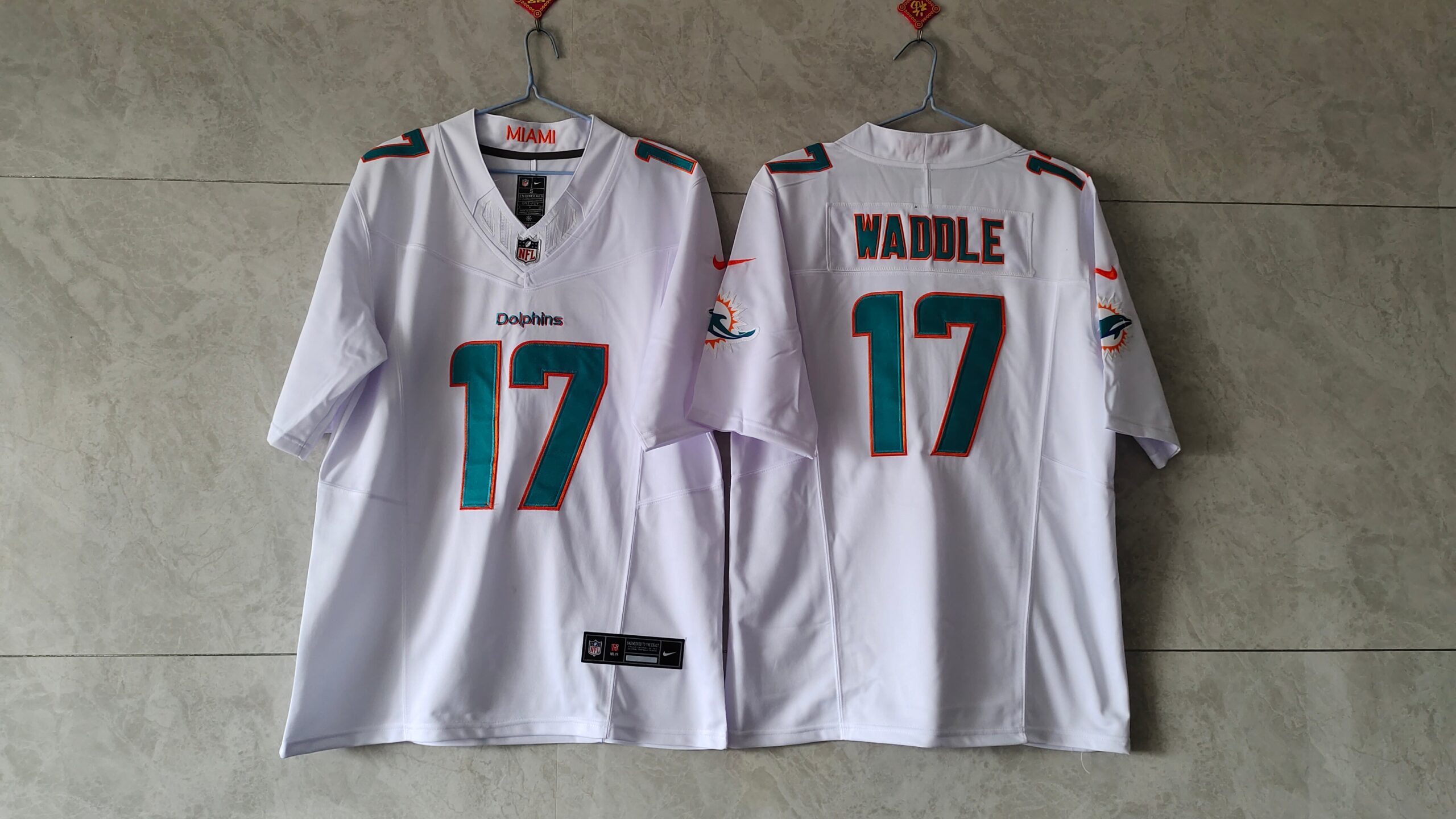 Camisa NFL Miami Dolphins Vapor F.U.S.E. Limited Jersey Branca - Imagem 5
