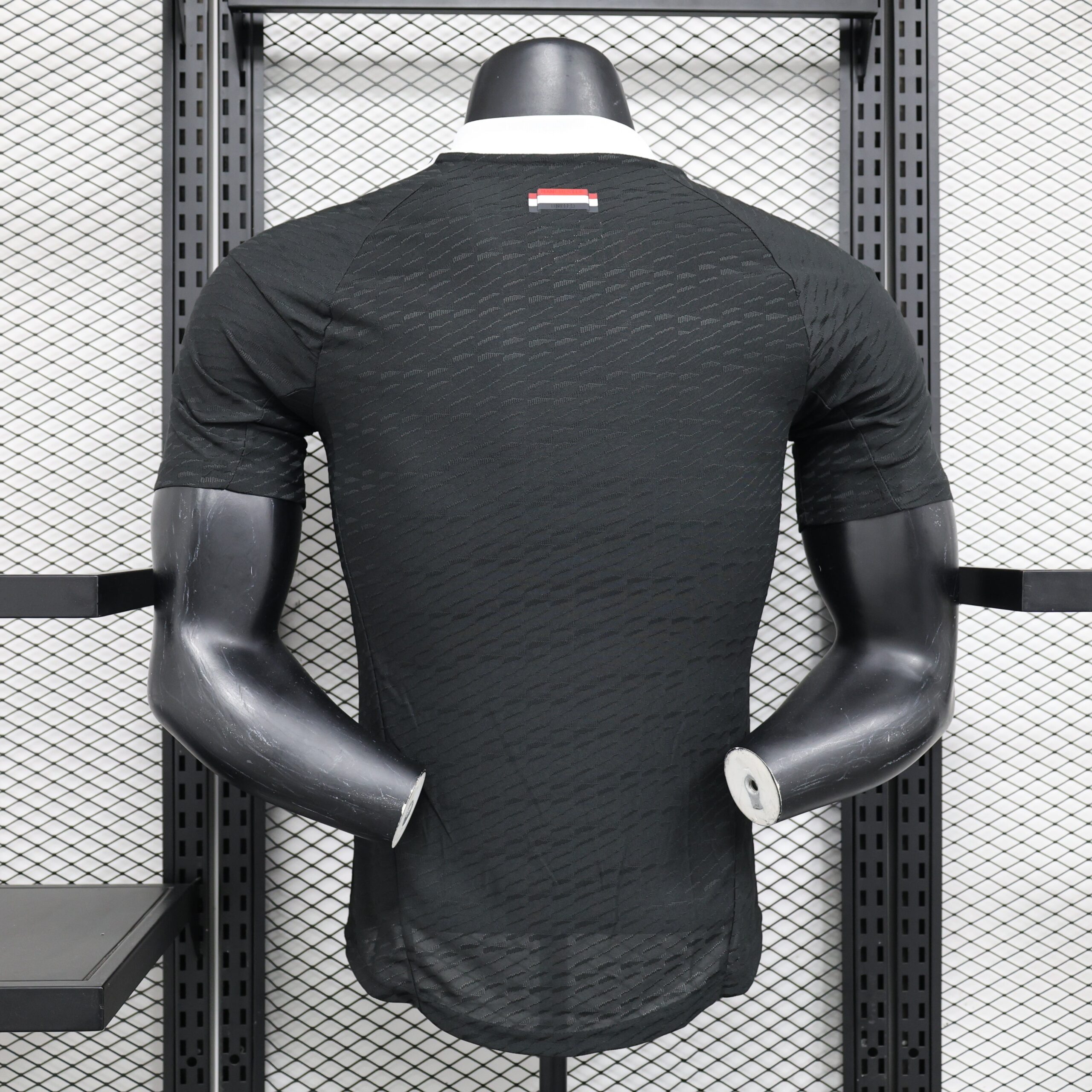 Camisa Manchester United 2024/25 Jogador Adidas Masculino - Preta e Branca - Imagem 2