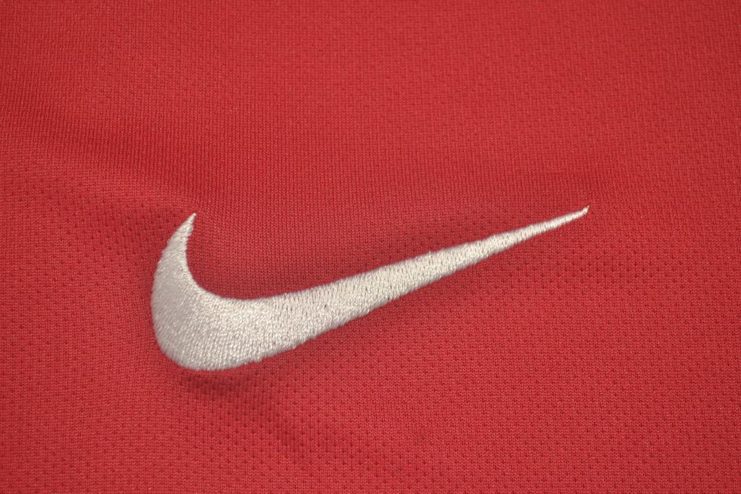 Camisa Manchester United Manga Longa Home 06/07 - Versão Retrô - Imagem 12