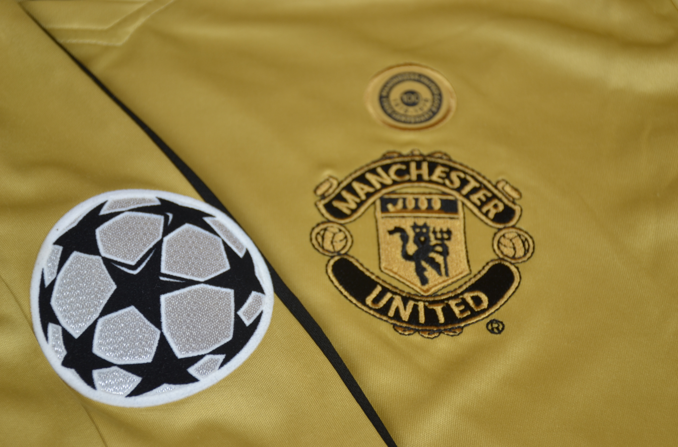 Camisa Manchester United Manga Longa 01/02 - Versão Retrô "Beckham" Nº 7 - Imagem 4