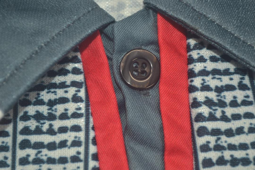 Camisa Manchester United Away 95/96 - Versão Retrô "Cantona" Nº 7 - Imagem 5