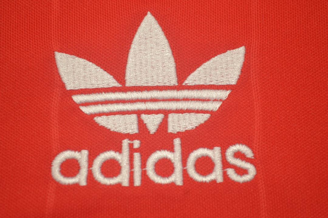 Camisa Manchester United Home 82/84 - Versão Retrô "Robson" Nº 7 - Imagem 5