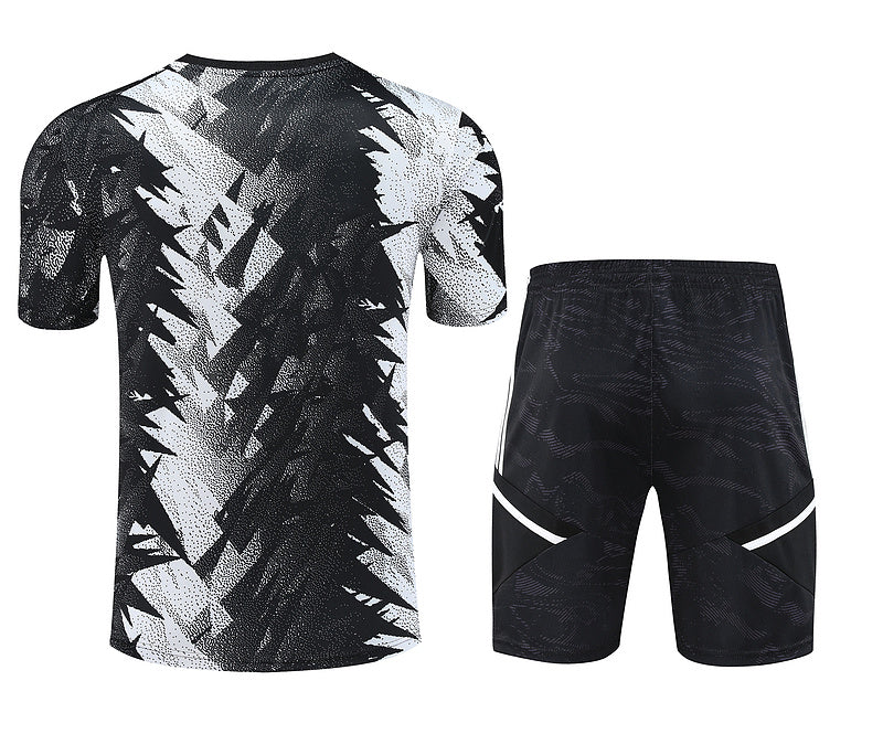 Kit de treino Juventus 23/24 - Branco/Preto II - Imagem 2