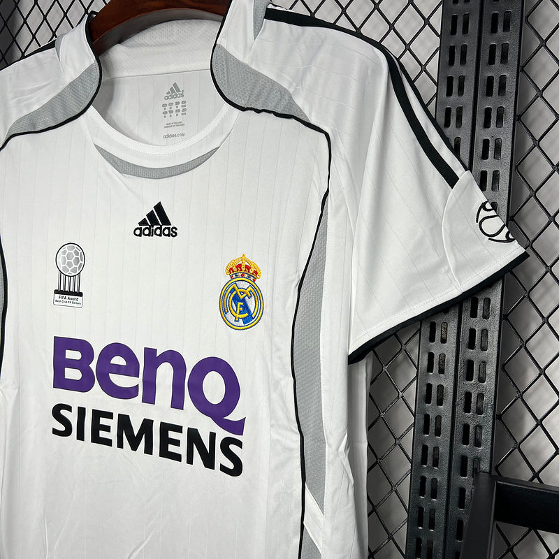 Camisa Real Madrid l Retro 2006/07 - Imagem 5