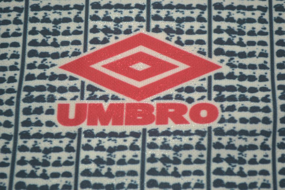 Camisa Manchester United Away 95/96 - Versão Retrô "Cantona" Nº 7 - Imagem 7