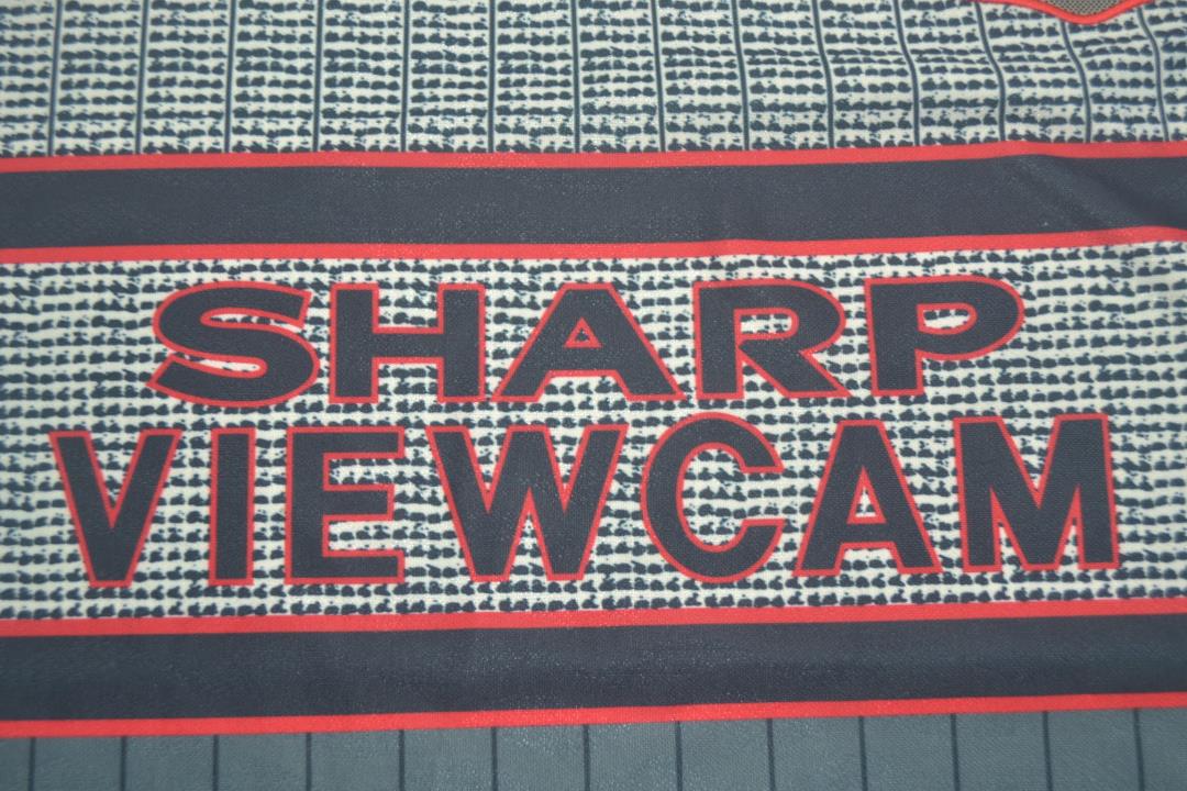 Camisa Manchester United Away 95/96 - Versão Retrô "Cantona" Nº 7 - Imagem 8