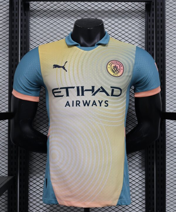 Camisa Manchester City Third 2024/25 Jogador Puma Masculino - Creme, Azul e Rosa