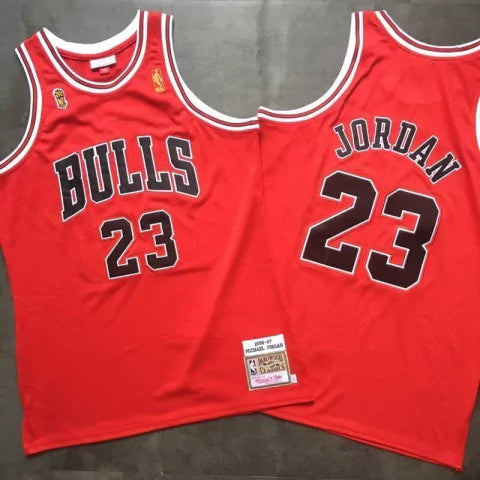 Regata NBA Chicago Bulls Retrô 1996 - 1997 Mitchell & Ness Authentic Jordan 23 - Vermelha